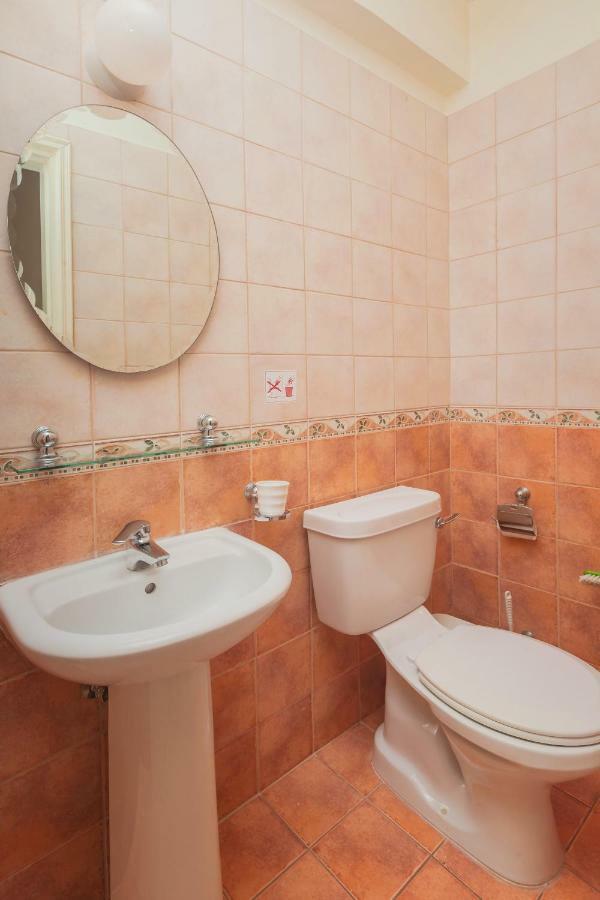Thekla Court Apartment Polis Exterior photo