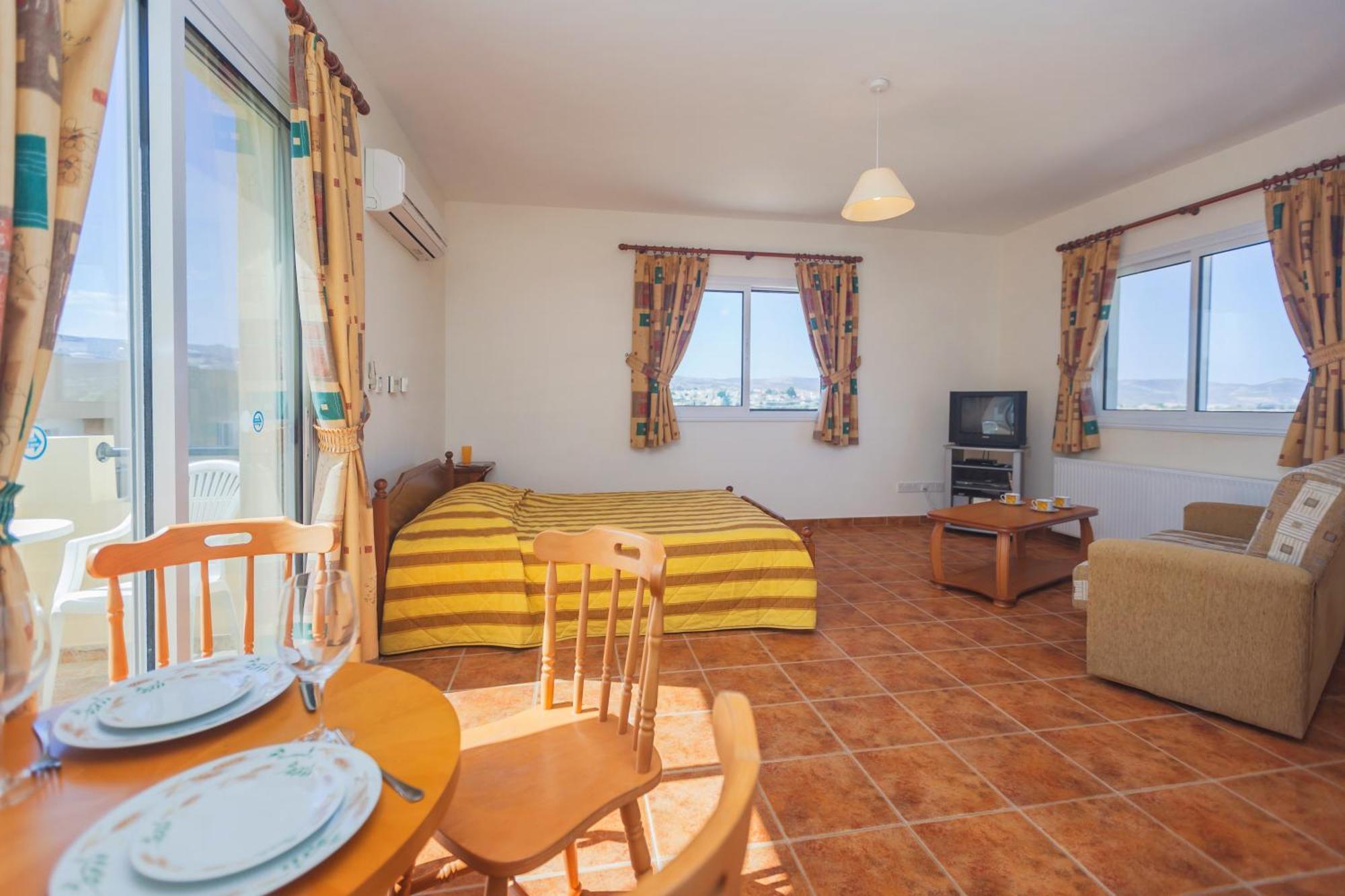 Thekla Court Apartment Polis Exterior photo