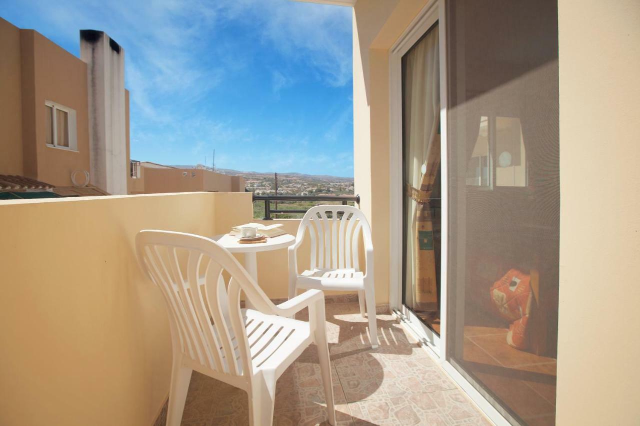 Thekla Court Apartment Polis Exterior photo